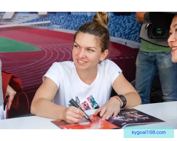 摇滚巨星邦·乔维现身迈阿密大师赛与网坛名将萨芬卢布合影互动